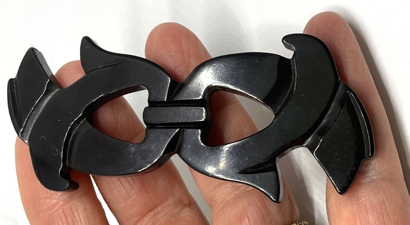 Vintage Black Hand Carved Openwork Bakelite Pin Brooch Tested Vintage Black Hand Carved Openwork Bakelite Pin Brooch Tested