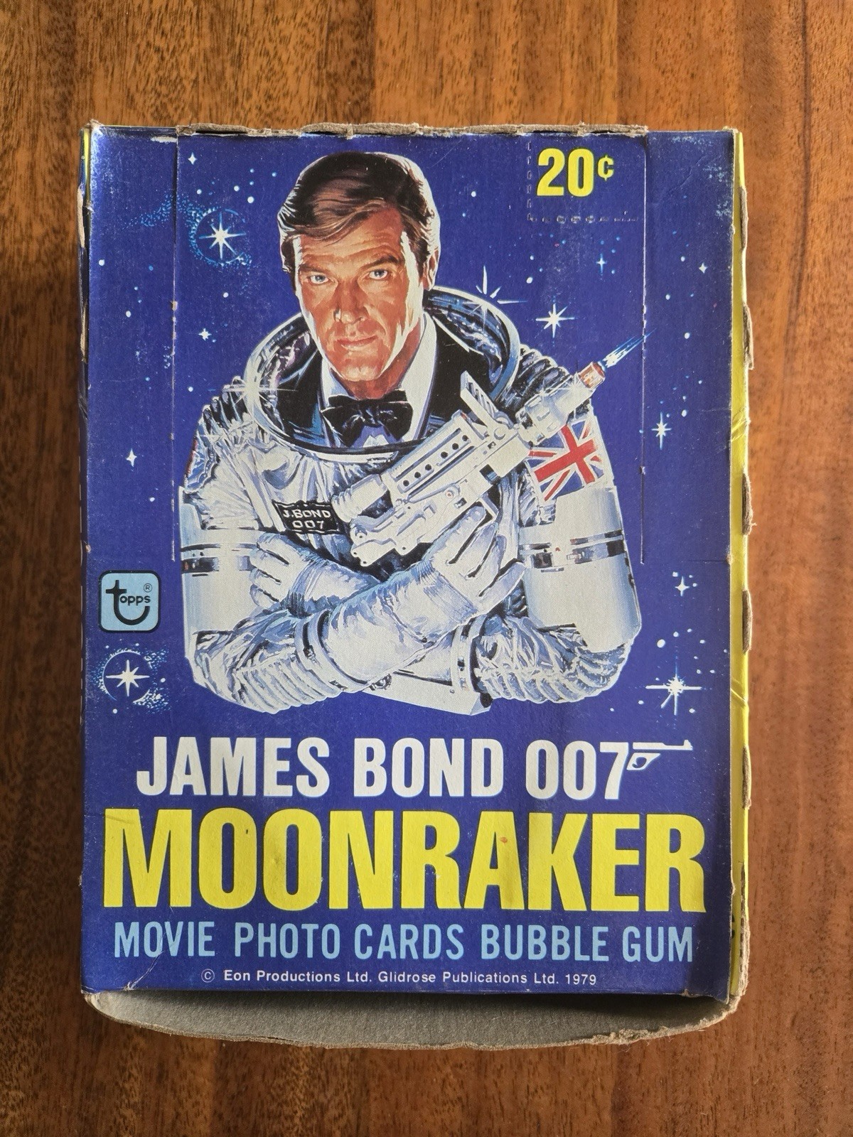 1979 James Bond 007 Moonraker Movie FULL 36 Wax Pack Trading Card Box Topps 1979 James Bond 007 Moonraker Movie FULL 36 Wax Pack Trading Card Box Topps