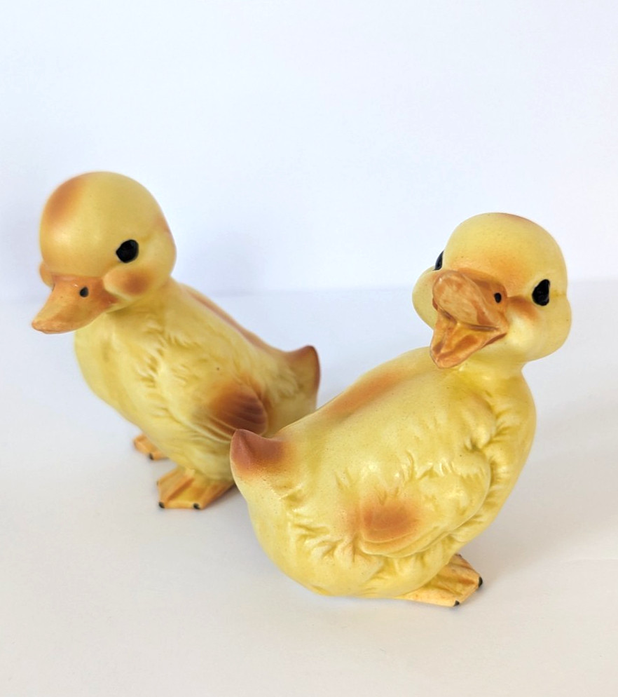 Vtg Lefton Duckling Figurines Hand-painted Japan Mid- Century Yellow Pair(2)