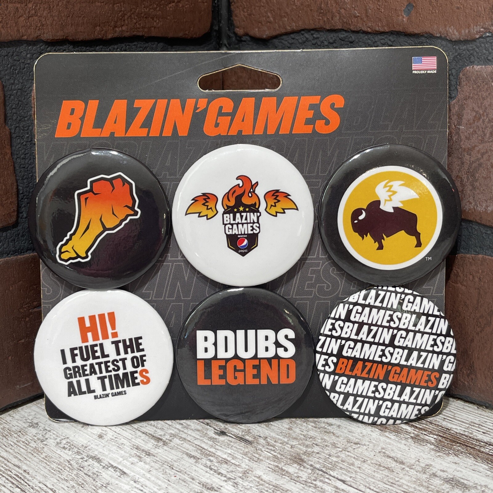 Rare Buffalo Wild Wings Buttons Pins “BLAZIN’ GAMES” B-dubs NEW OLD STOCK USA