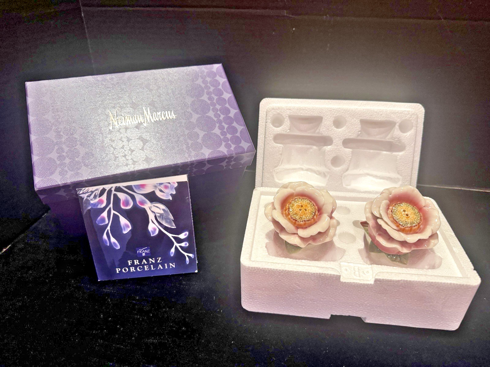 Franz Porcelain VTG NEW in GIFT BOX Camellia Salt & Pepper Shakers Neiman Marcus Franz Porcelain VTG NEW in GIFT BOX Camellia Salt & Pepper Shakers Neiman Marcus