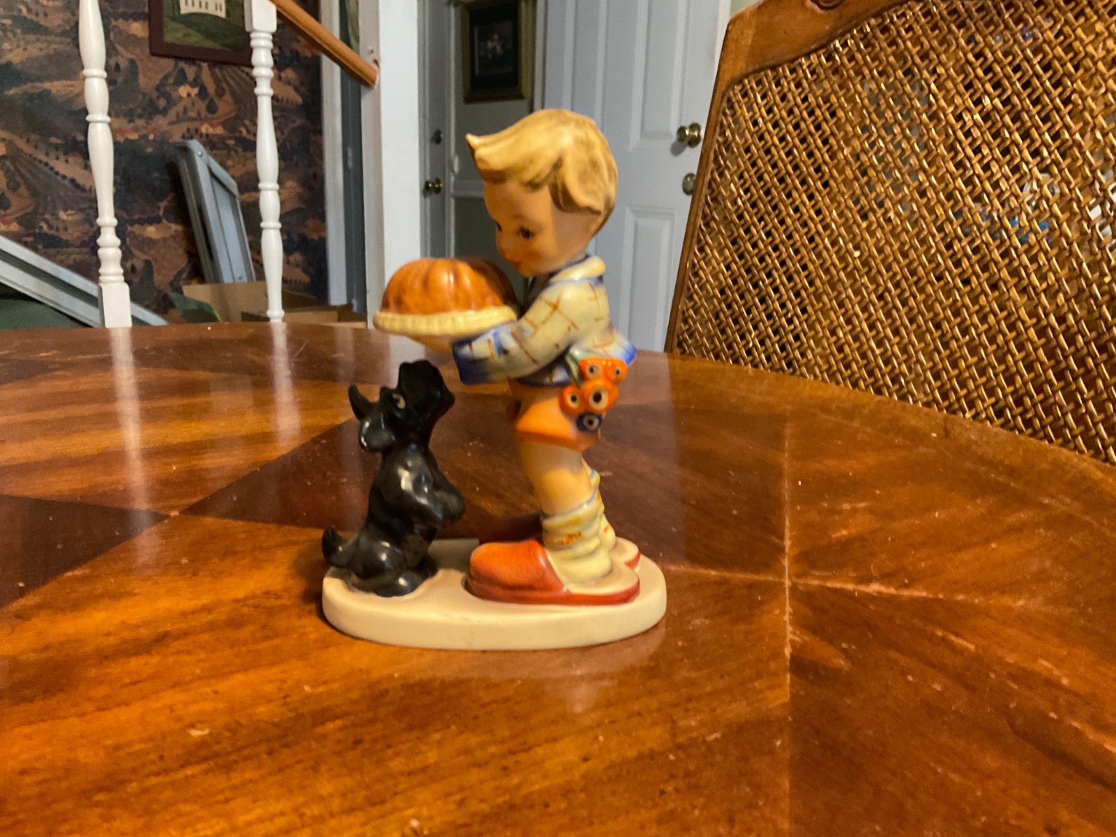 Vintage Goebel Hummel Figurine Begging His Share - No. 9, TMK 5