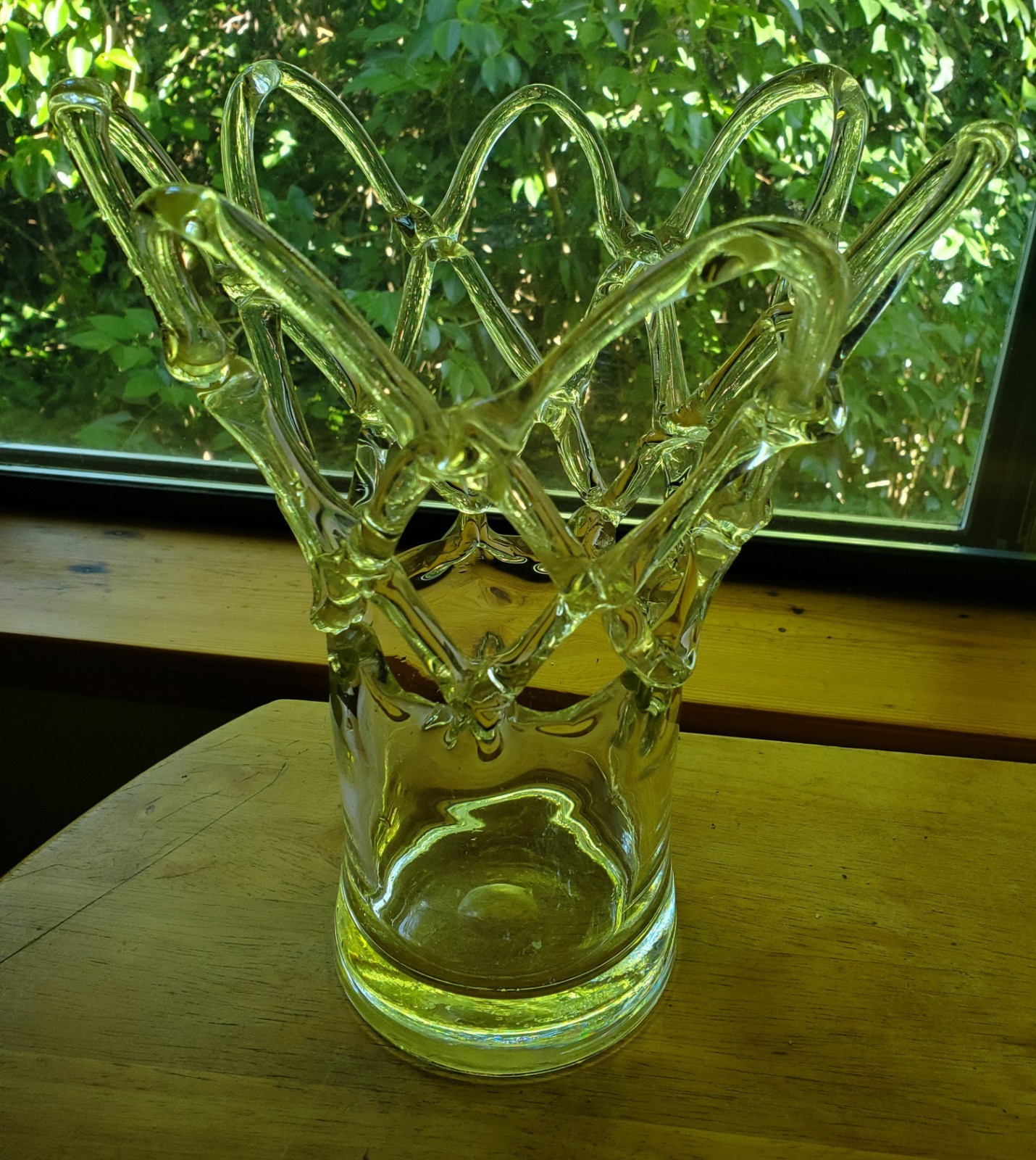 Vintage Italian Woven Lattice Glass 10 1/2
