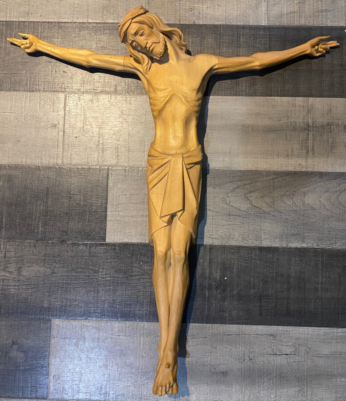 *** VINTAGE NUNS CONVENT LARGE WOOD CRUCIFIX CORPUS 27.75” X 28.5 *** VINTAGE NUNS CONVENT LARGE WOOD CRUCIFIX CORPUS 27.75” X 28.5