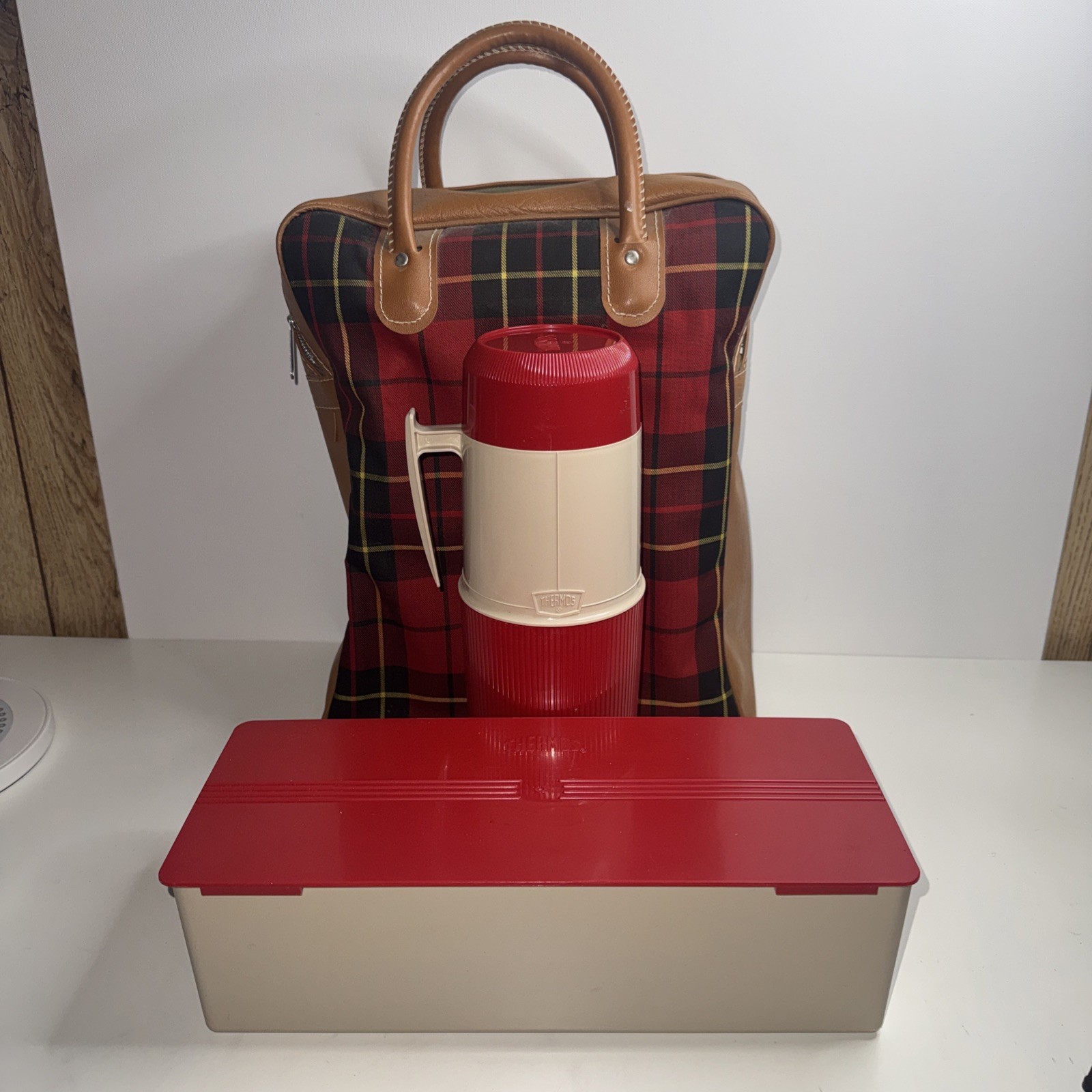 VTG 1970's THERMOS Picnic/Travel Set (1) Thermos & (1) Sandwich Box, Red Plaid