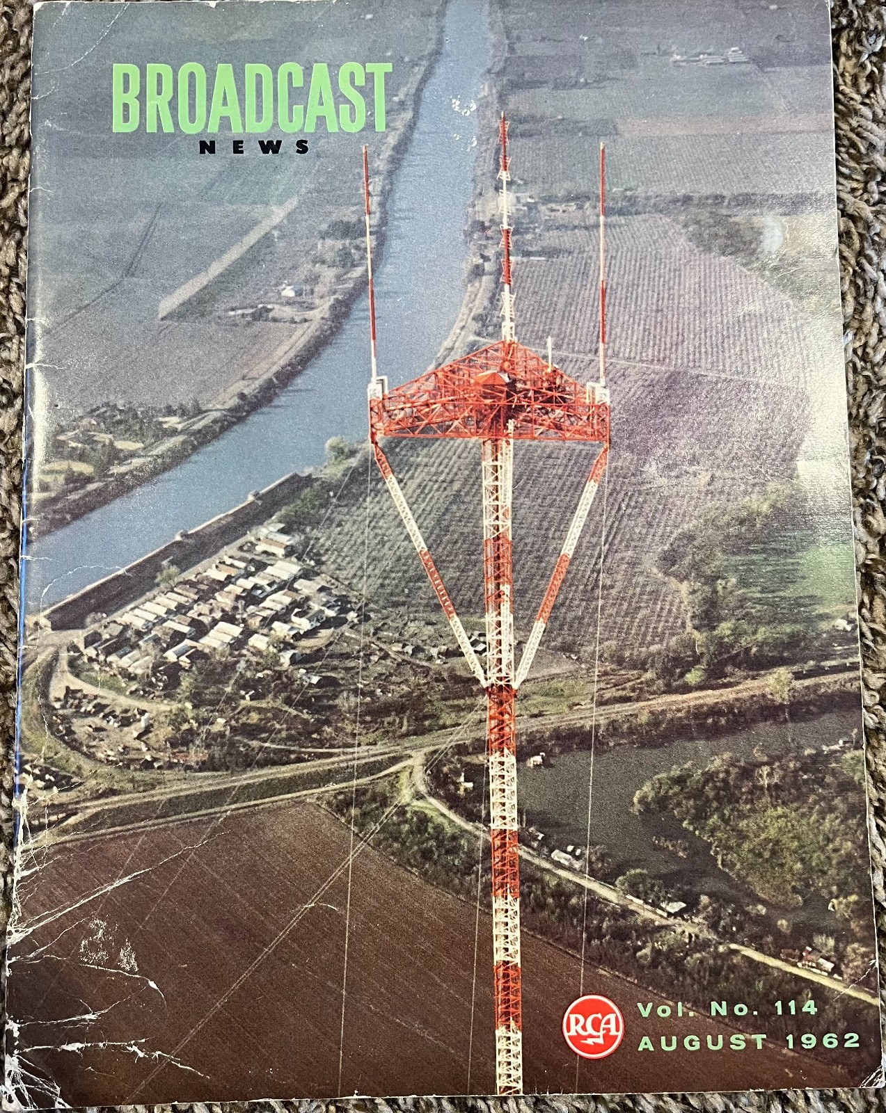 Vintage RCA Broadcast News Magazine #114 August 1962