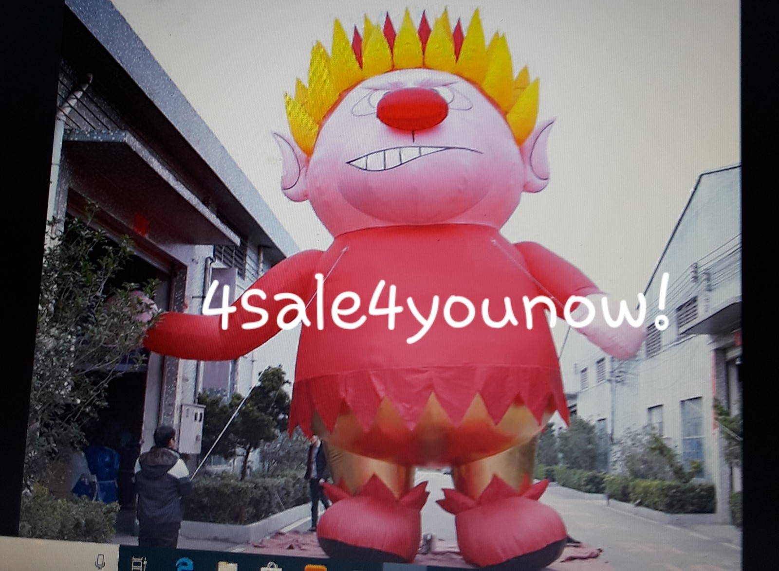32' FOOT MASSIVE CHRISTMAS INFLATABLE HEAT MISER CUSTOM MADE ONE OF A KIND 32' FOOT MASSIVE CHRISTMAS INFLATABLE HEAT MISER CUSTOM MADE ONE OF A KIND
