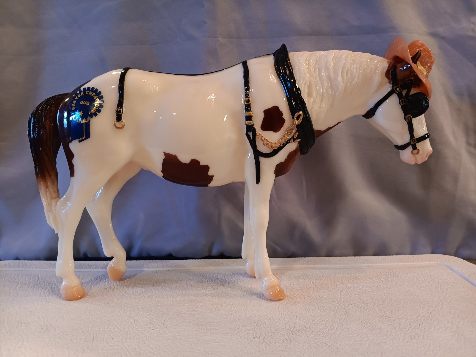 Breyer 2012 Vintage Club SR Gus Glossy Pinto Old Timer Breyer 2012 Vintage Club SR Gus Glossy Pinto Old Timer