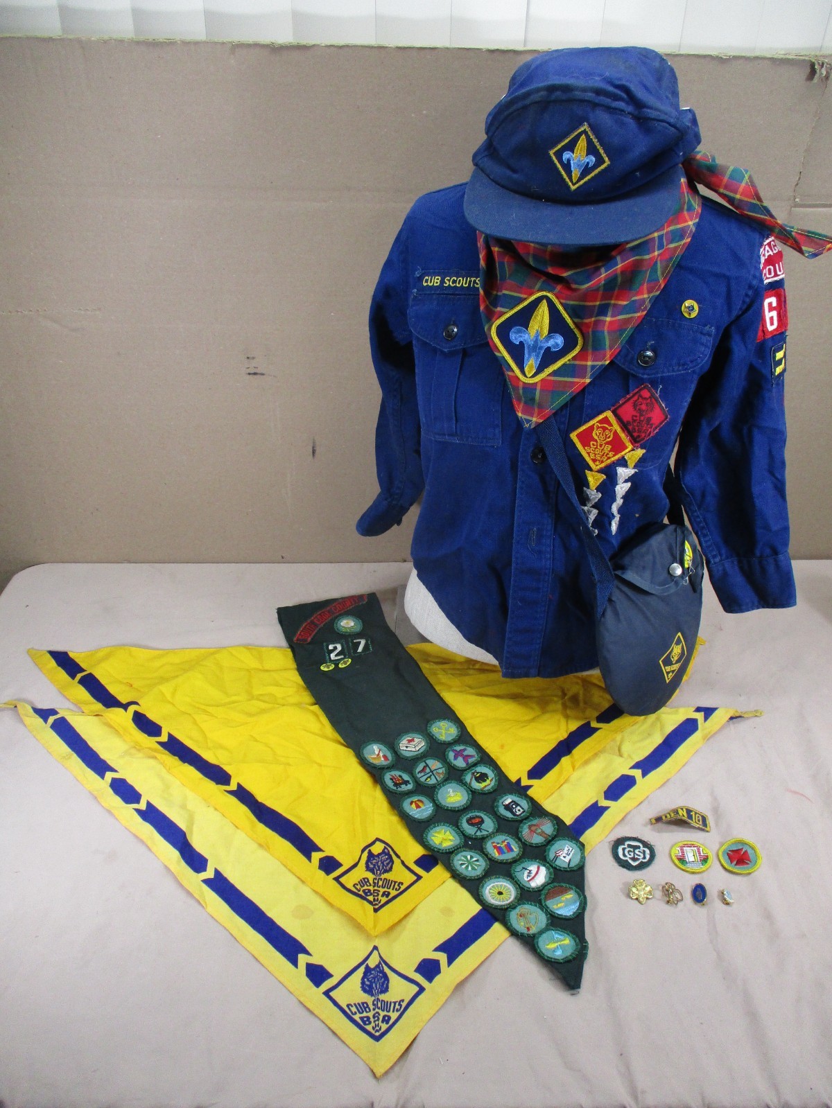 Vtg Scouts of America Lot Girl Cub Sash Badges Pins Hat Jacket Scarves Canteen
