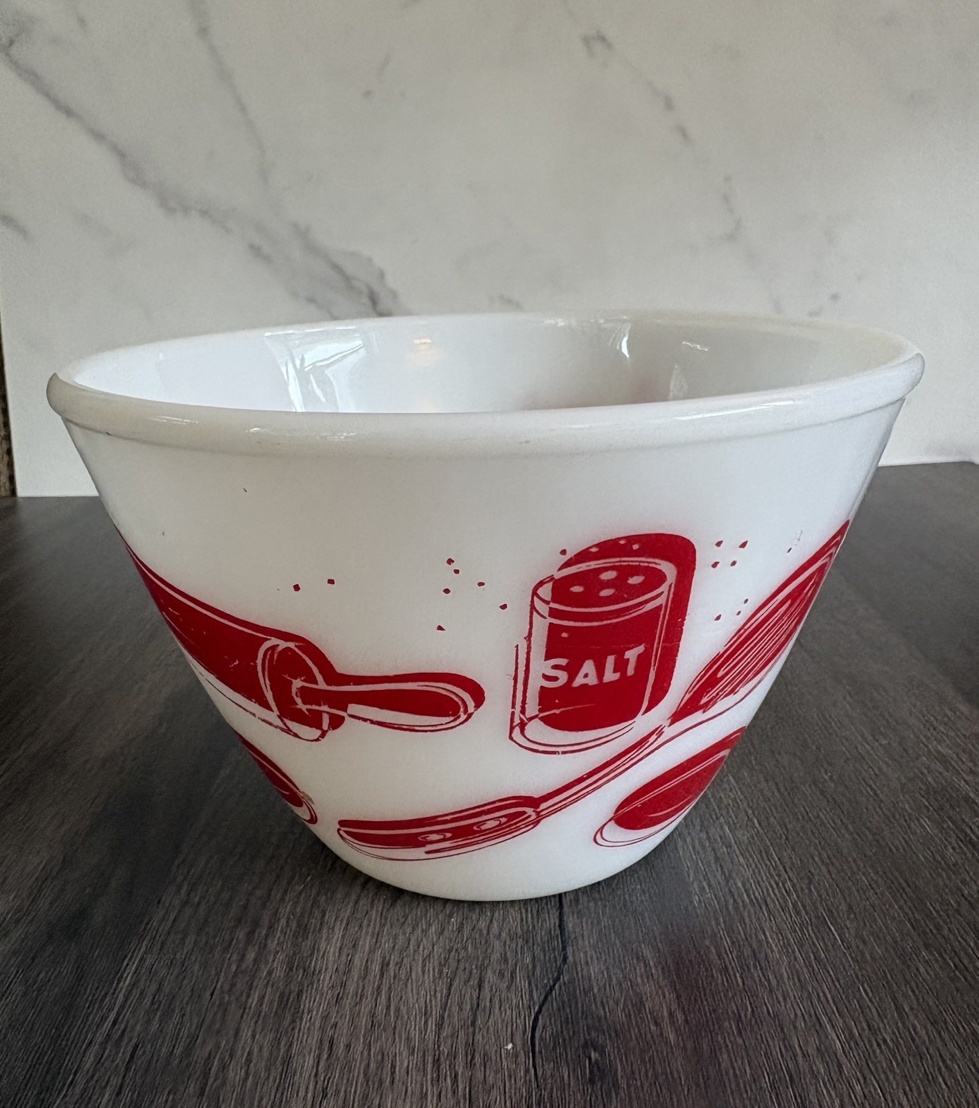 Vintage 1950’s Fire King Milk Glass Mixing Bowl Red “Kitchen Aids” Pattern 7.5” 