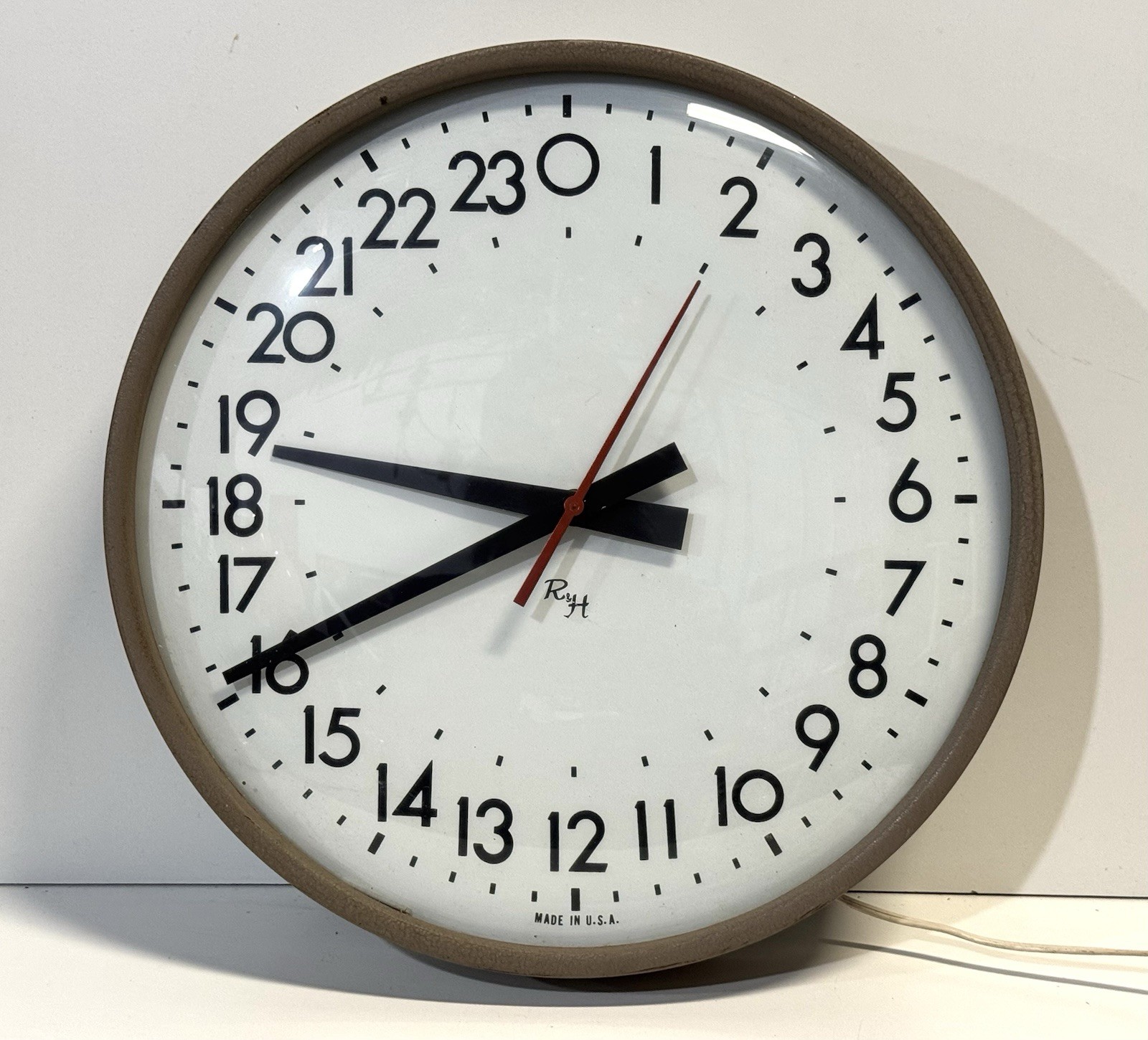 Vintage Military Time 24 Hour Electric Wall Clock