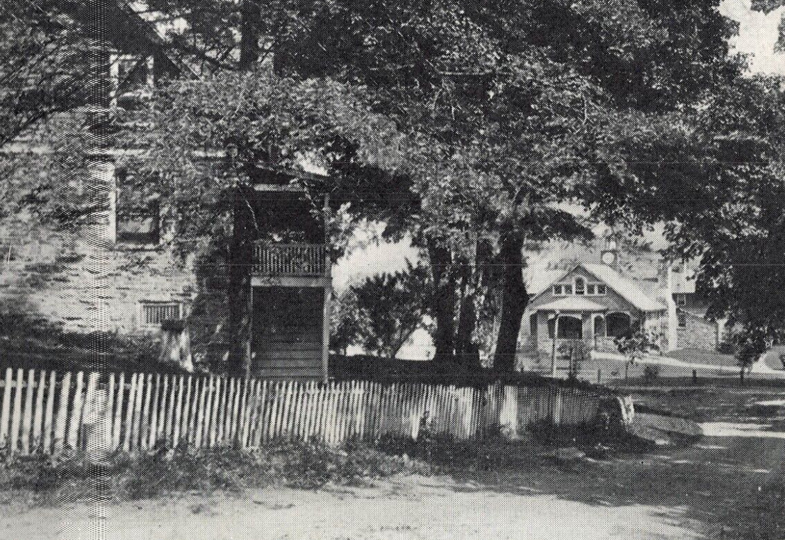 C.1910 Shawnee PA Wood Picket Fence Outdoor Stairs Dirt Road Vintage Postcard