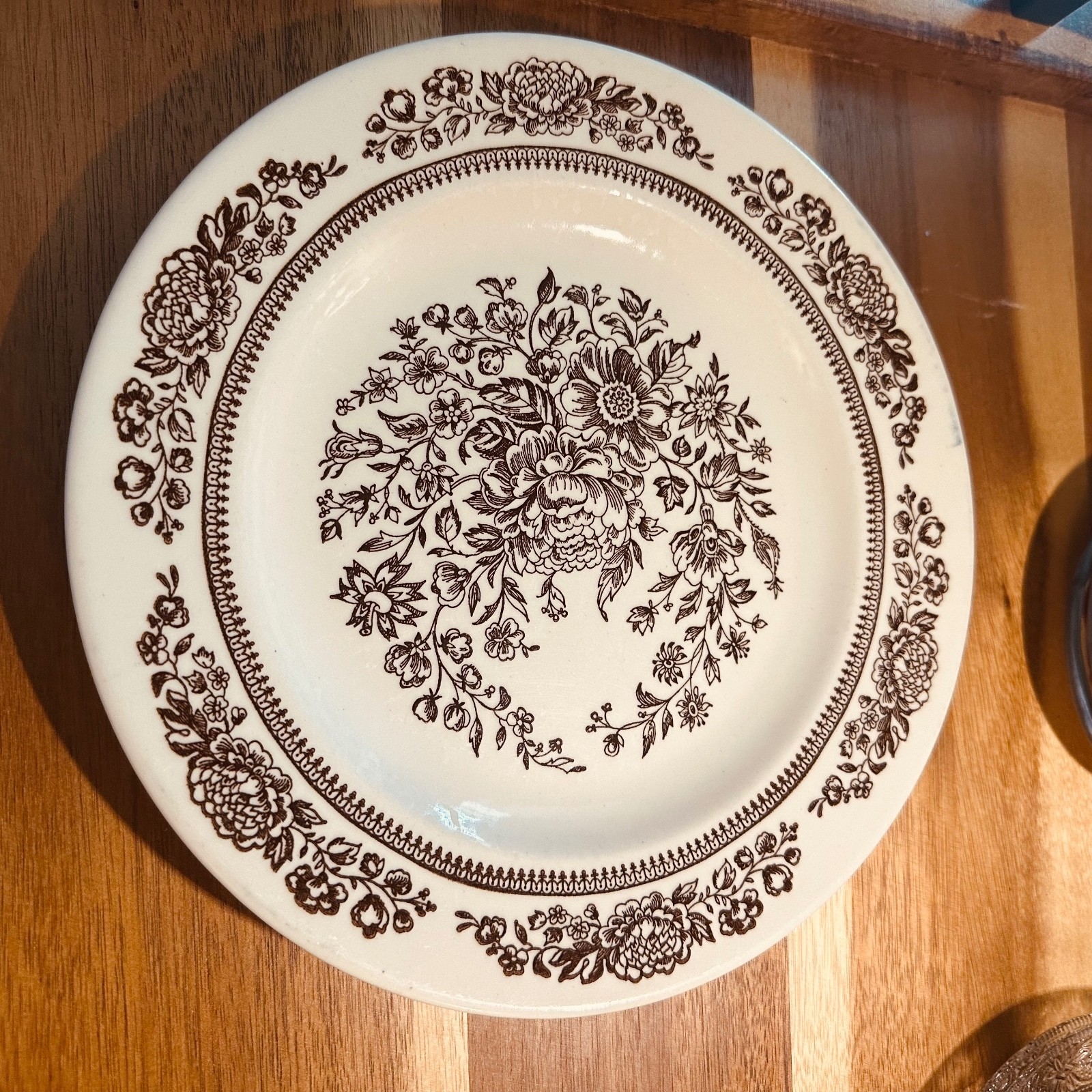Johnson Brothers Old Britain Castles Sussex Floral Dinner Plate Johnson Brothers Old Britain Castles Sussex Floral Dinner Plate