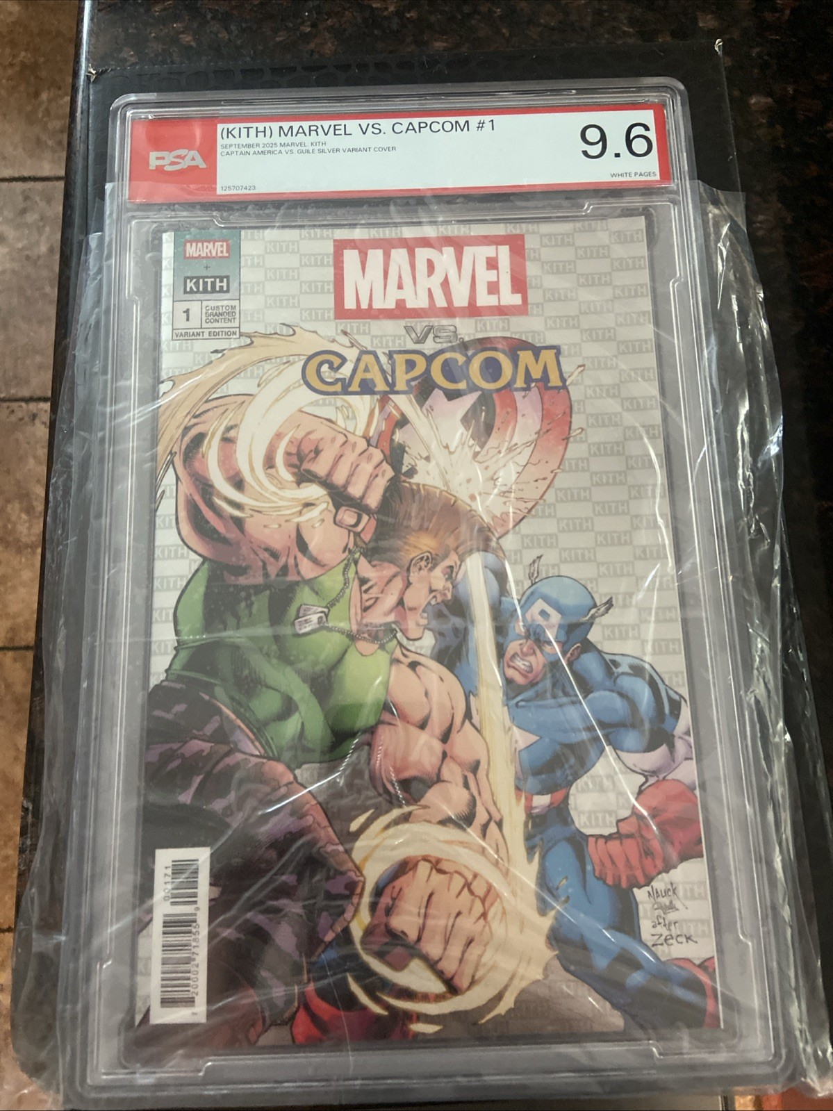 Marvel vs Capcom Captain America vs Guile Silver Variant Cover psa 9.6