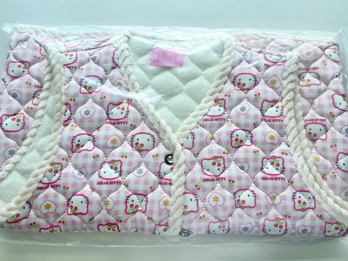 Sanrio Hello Kitty Quilted Vest Pink Korea Pop Up Limited Free Size New