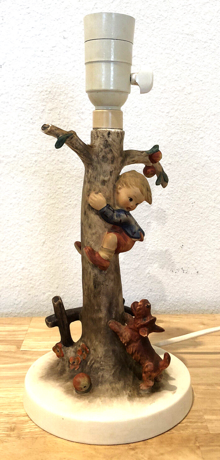 VINTAGE LAMP GOEBEL M.I. HUMMEL 