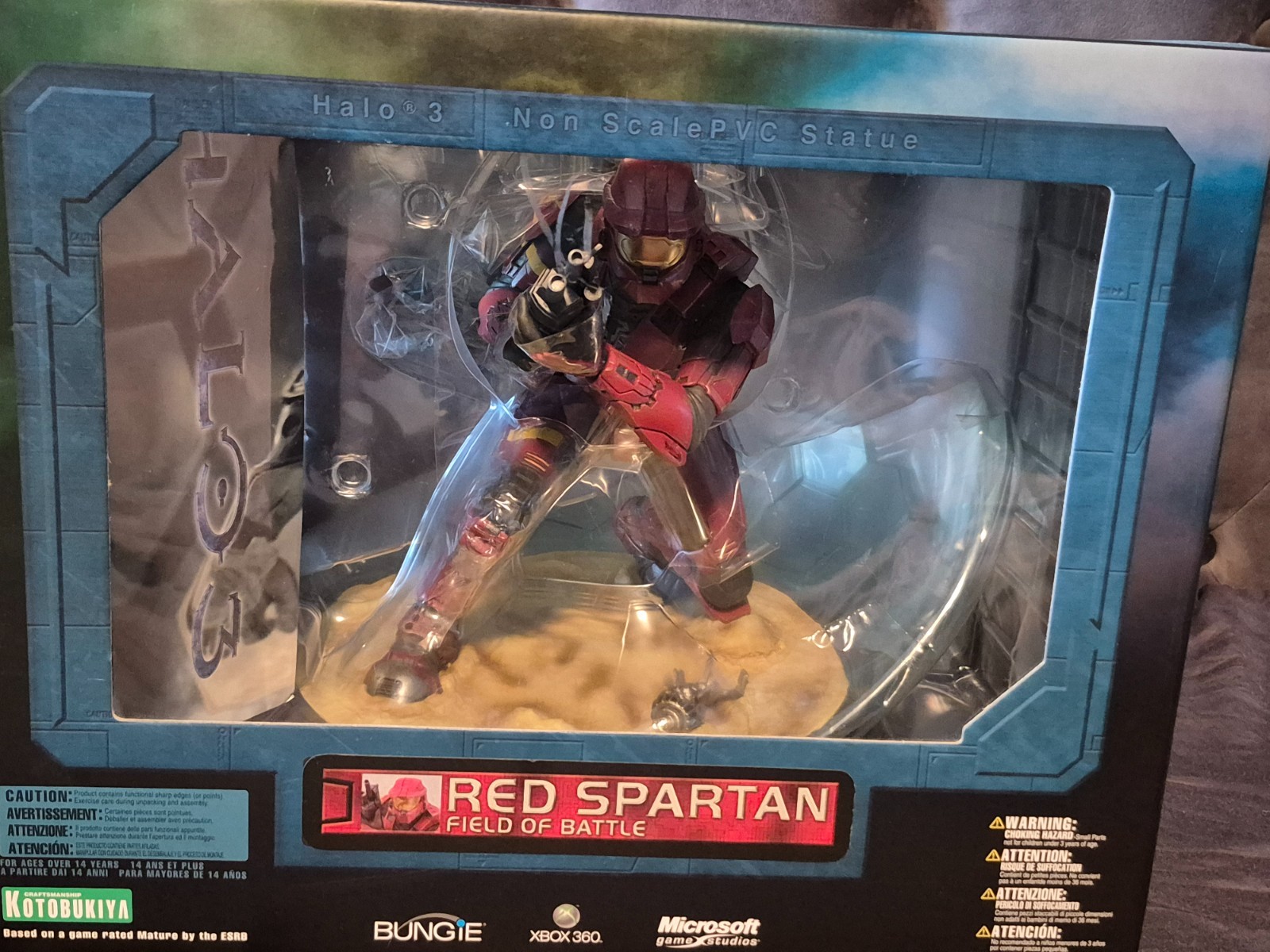 Halo 3 Red Spartan Kotobukiya statue - BNIB, all accessories included Halo 3 Red Spartan Kotobukiya statue - BNIB, all accessories included