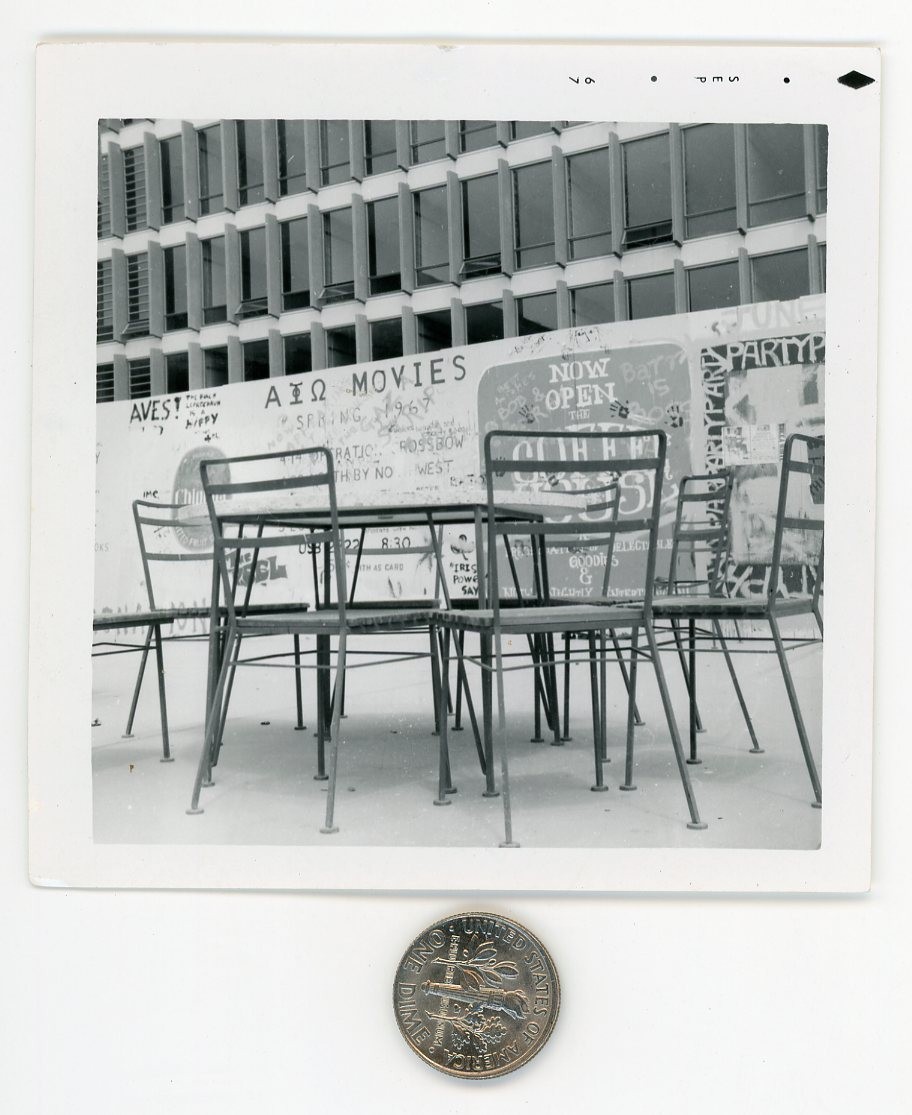 Vintage 1960's photo / Weird GRAFITTI Outside Movie House - Hippie Slogans PARTY