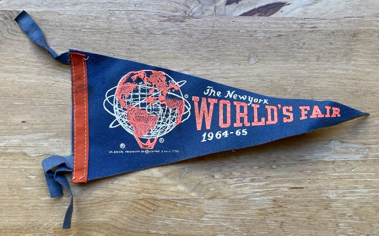 Vintage 1964 - 1965 New York World\'s Fair 11 Inch Felt Pennant Early Old