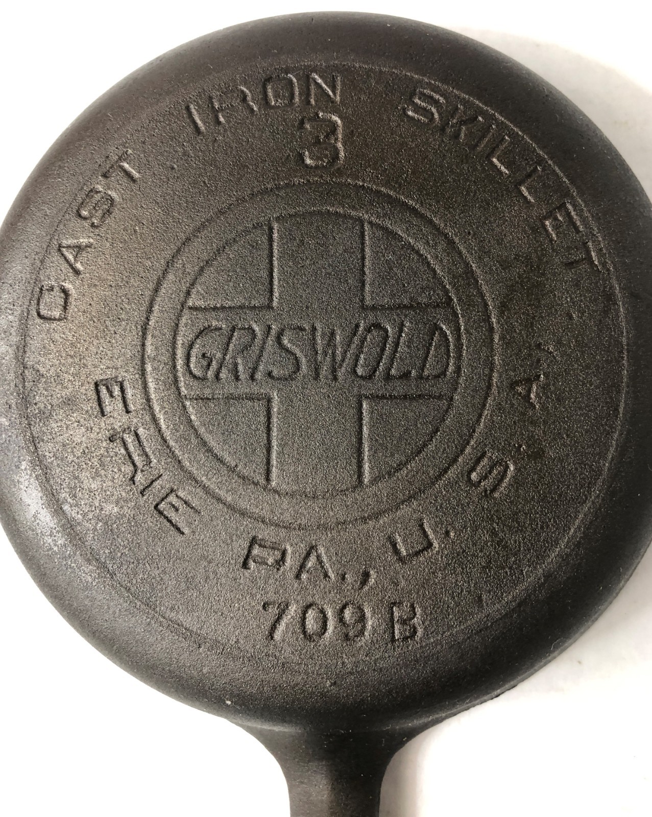 GRISWOLD Nº3 SLANT W/HEAT RING 709 B