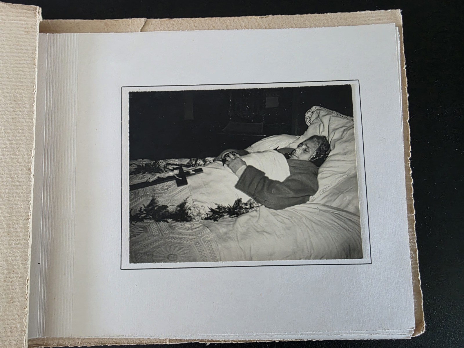 Post Mortem 1900 Photo Album