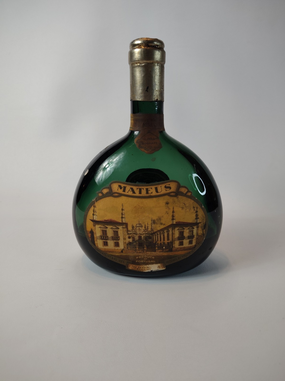 Vintage Green Mateus Rose Portugal Sogrape Still Wine Bottle 1 PT 9 FL OZS