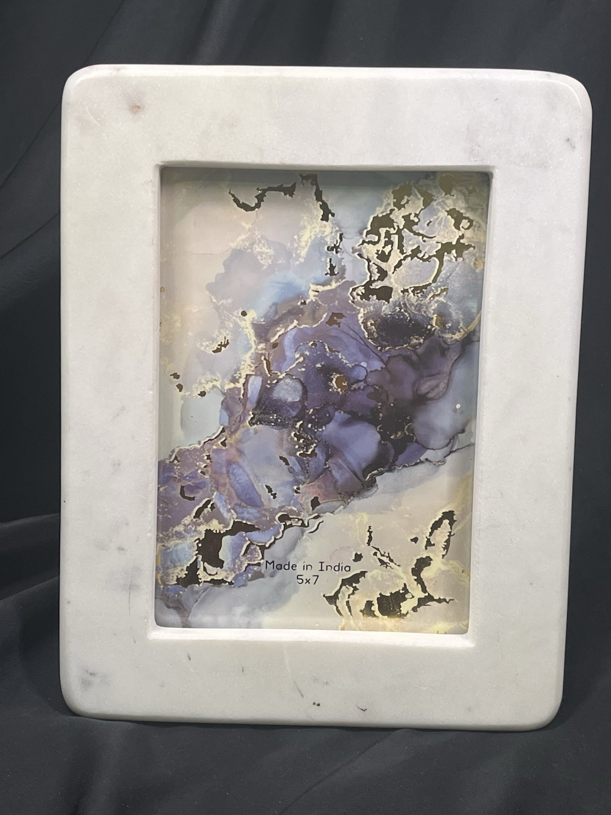 WHIT MARBLE STONE PICTURE FRAME 5 X 7” EASEL BACK  MADE IN INDIA