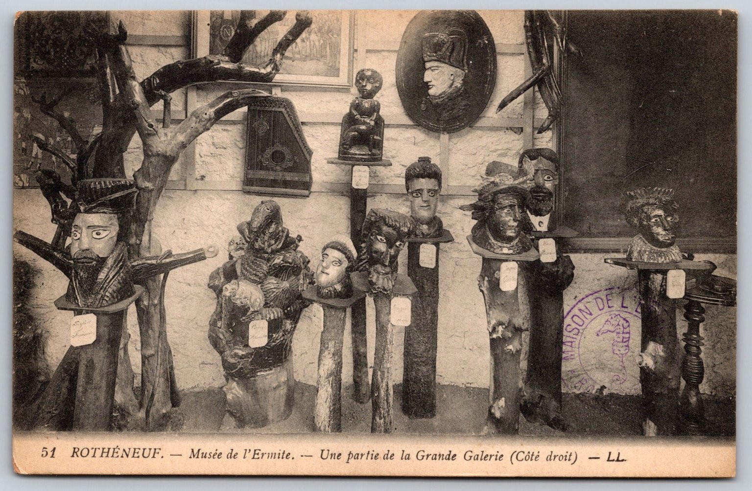 Vintage Rothéneuf Musée de l'Ermite Postcard, Grande Galerie Artifacts A361 Vintage Rothéneuf Musée de l'Ermite Postcard, Grande Galerie Artifacts A361