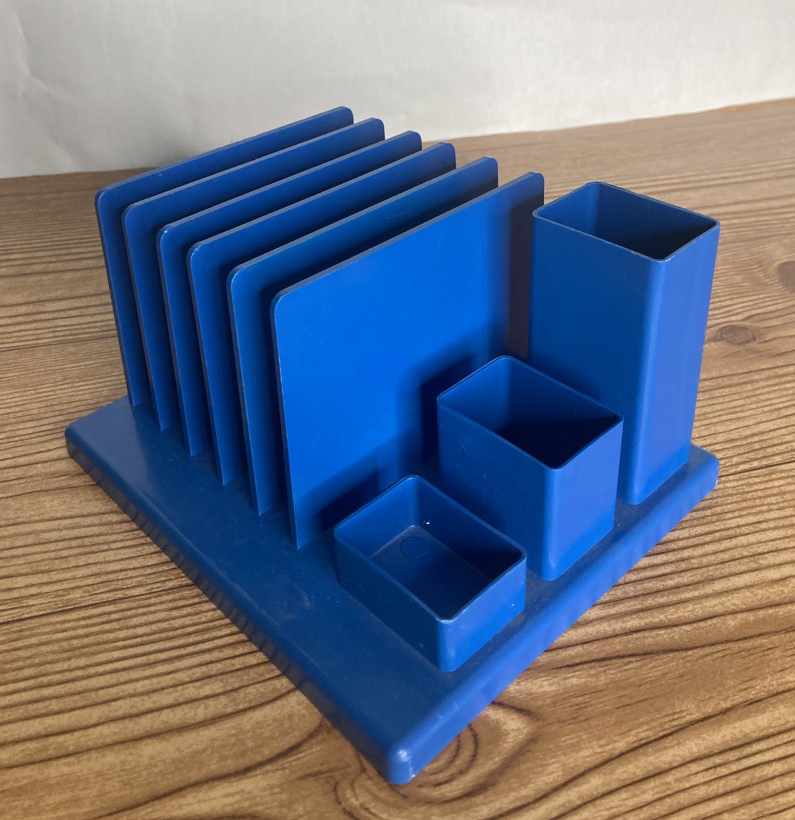 Vintage Bright Blue Plastic Desk Organizer Pen Caddy Office Mail Organize Vintage Bright Blue Plastic Desk Organizer Pen Caddy Office Mail Organize