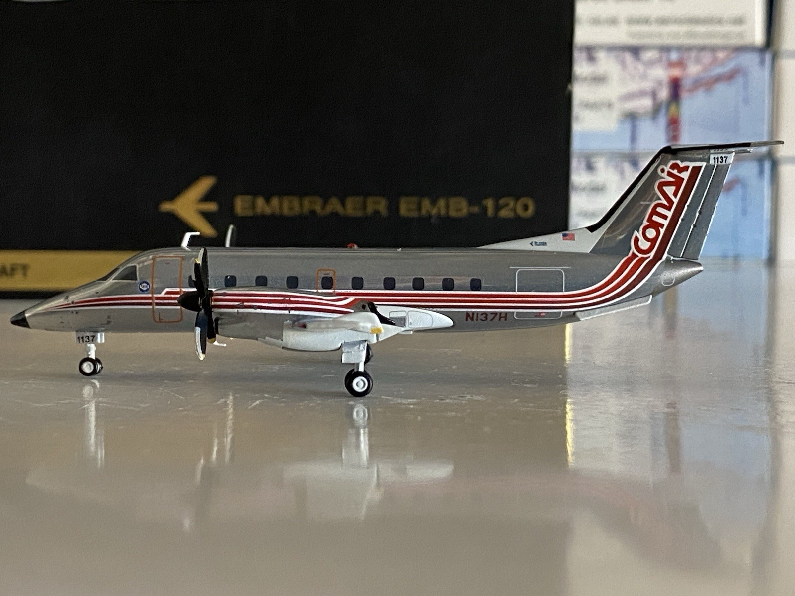 Gemini Jets Comair Embraer EMB-120 1:200 N137H G2COM1022