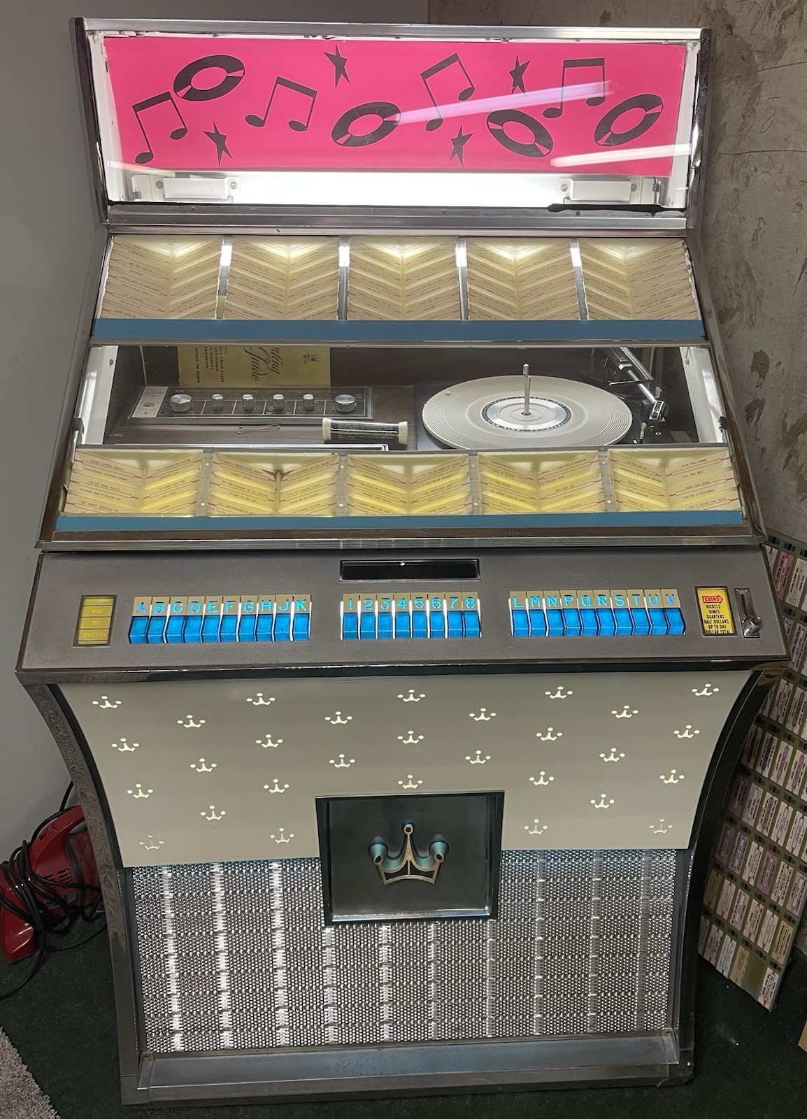 Seeburg 1960-62 DS160 jukebox conversion w/lights & sterio/record player