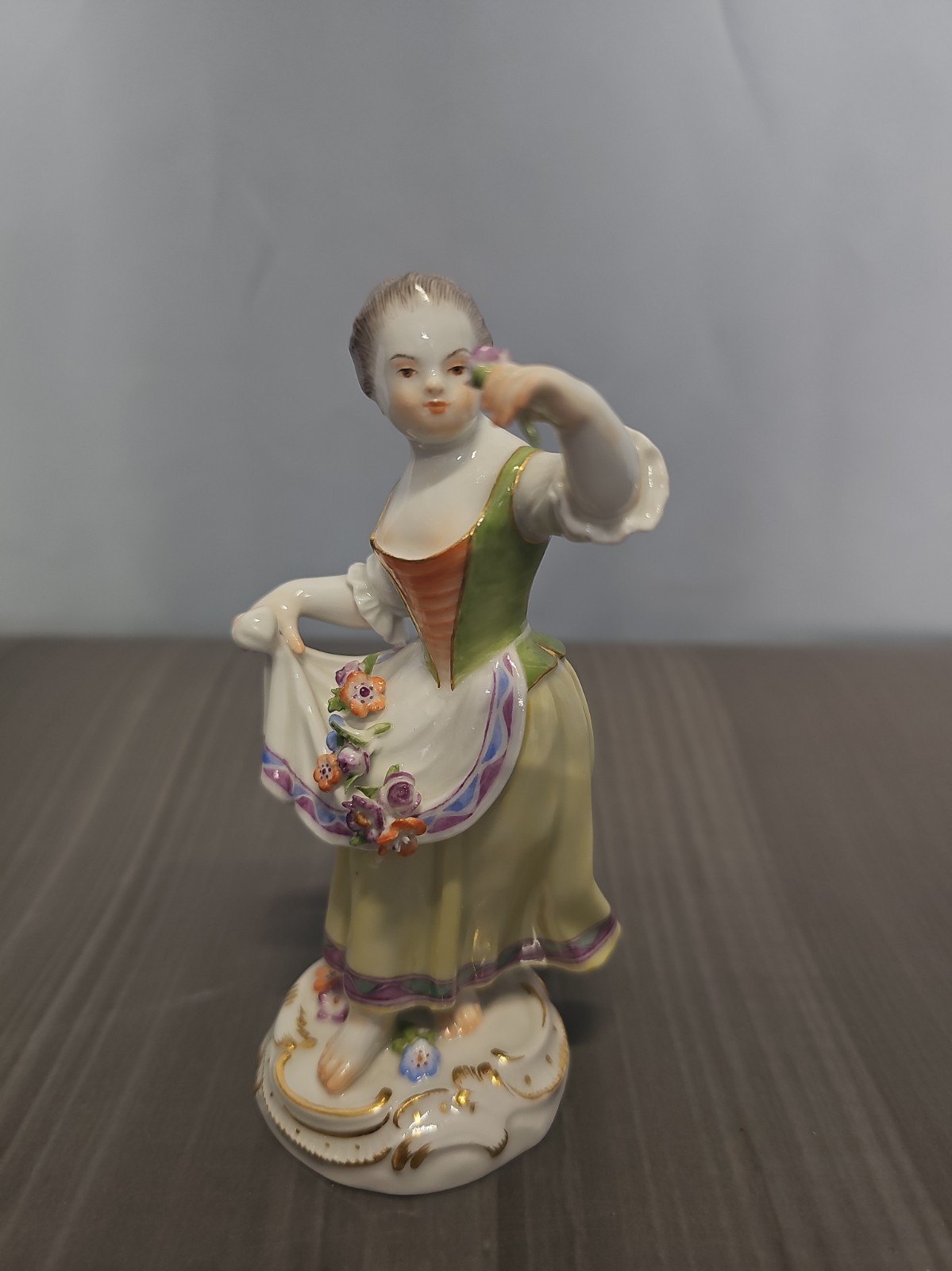 20th c Meissen Figure Girl with Flower Apron Antique German Porcelain Number 9