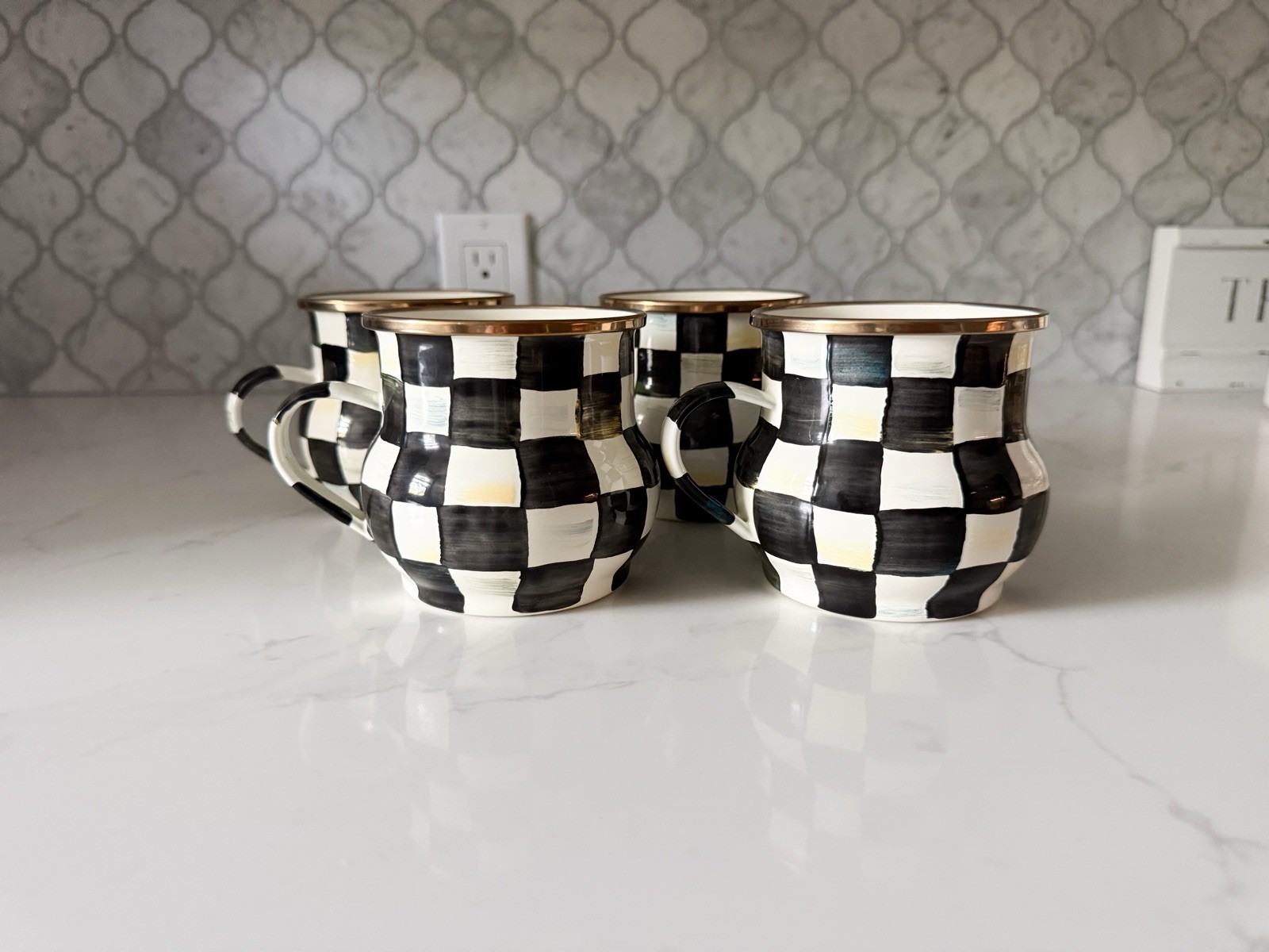 Mackenzie Childs Courtly Check Mugs, Set Of 4 🖤 Mackenzie Childs Courtly Check Mugs, Set Of 4 🖤