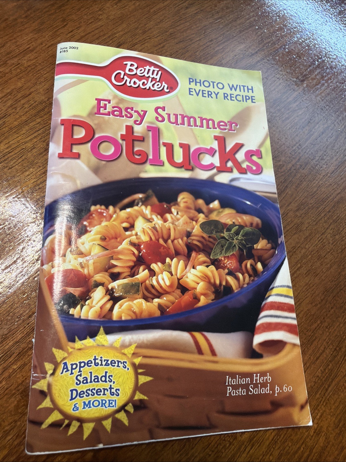 2002 June, Betty Crocker Cookbook #185 Easy summer Potlucks Recipe Booklet