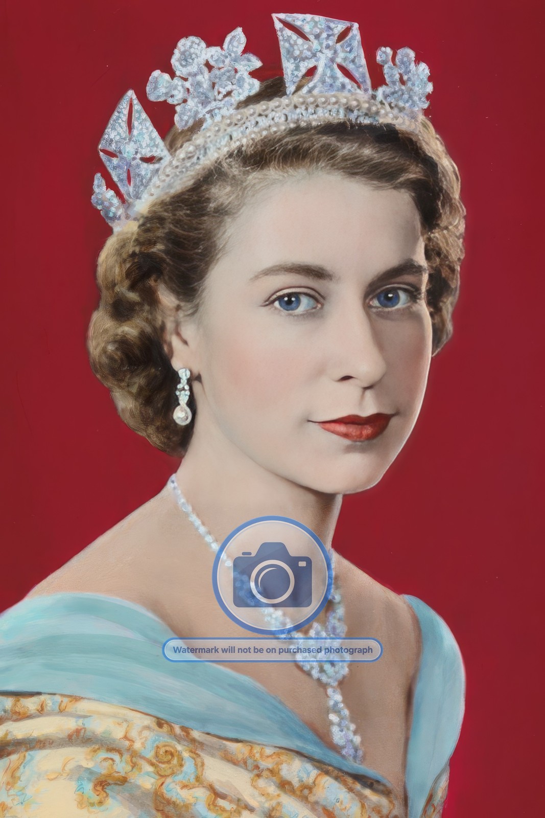 QUEEN ELIZABETH II OF ENGLAND WEARING CROWN 4X6 PHOTO POSTCARD