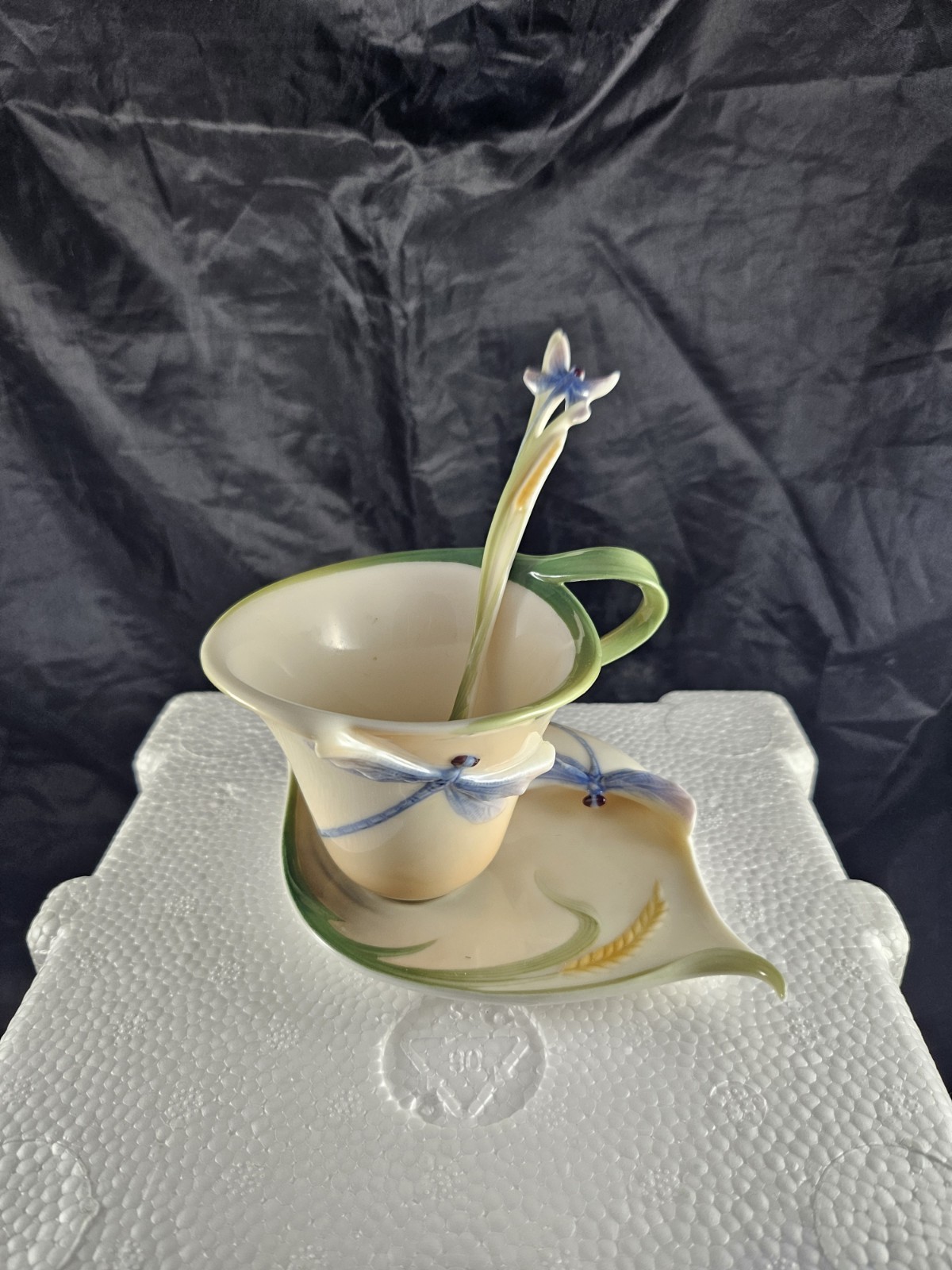 FRANZ PORCELAIN BEAUTIFUL DRAGONFLY CUP AND SAUCER  
