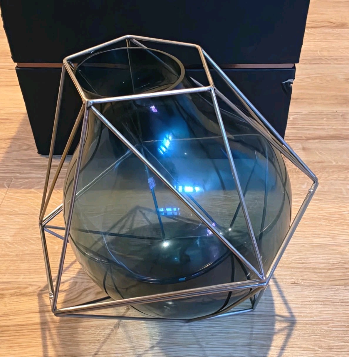 Atelier Swarovski Framework Blue Glass Vase Small w/ Original Box $860 MSRP Atelier Swarovski Framework Blue Glass Vase Small w/ Original Box $860 MSRP