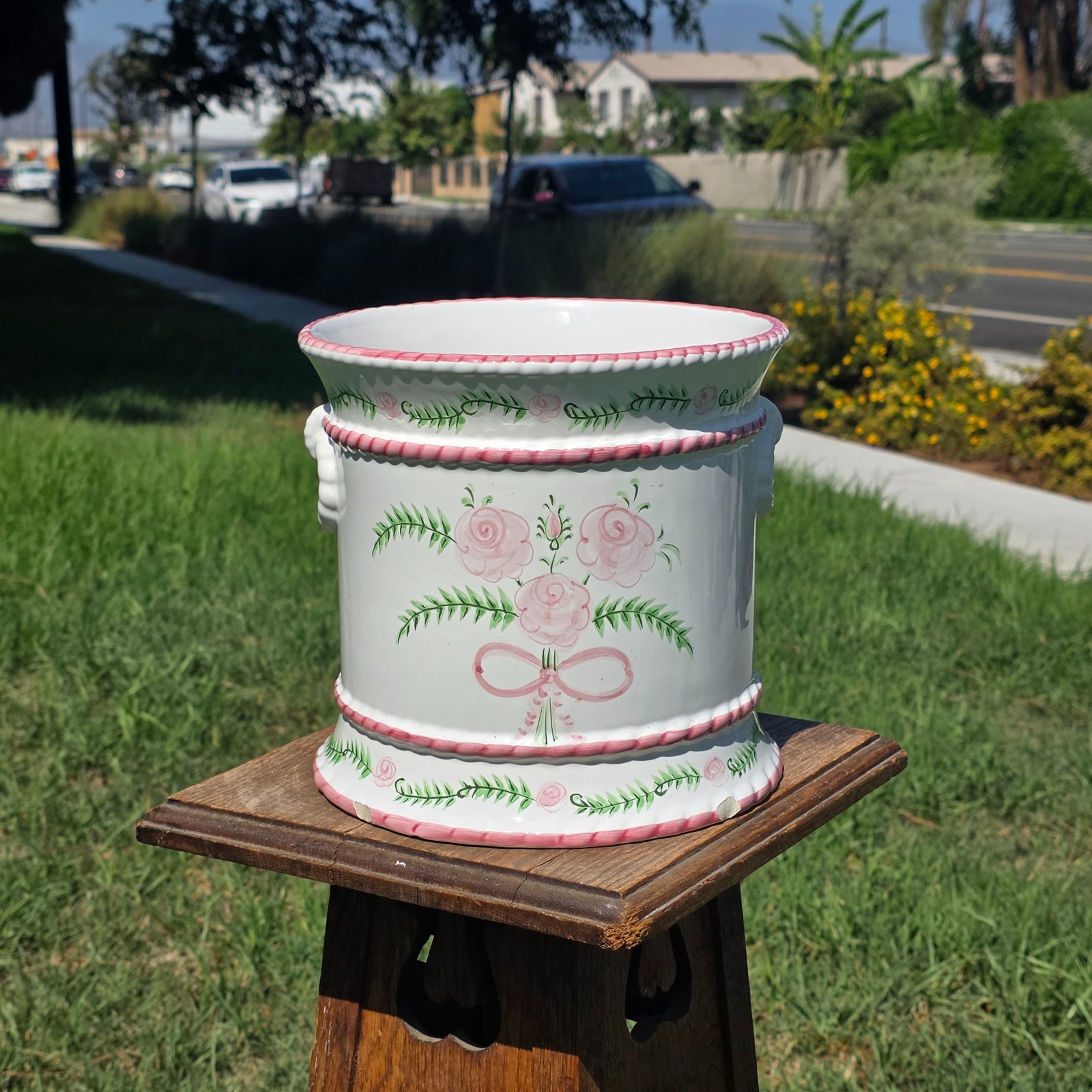 Porta Portugal Hand Painted Ceramic Planter Rose Cachepot Pink Bow Vintage 1378 Porta Portugal Hand Painted Ceramic Planter Rose Cachepot Pink Bow Vintage 1378