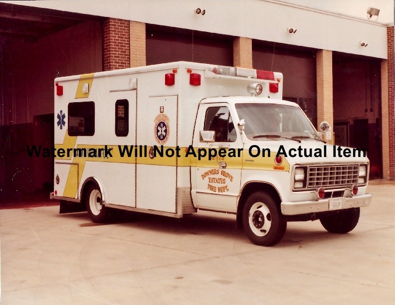 Darien-Woodridge IL Ambulance 473 Photograph Print 8.5x11 Darien-Woodridge IL Ambulance 473 Photograph Print 8.5x11