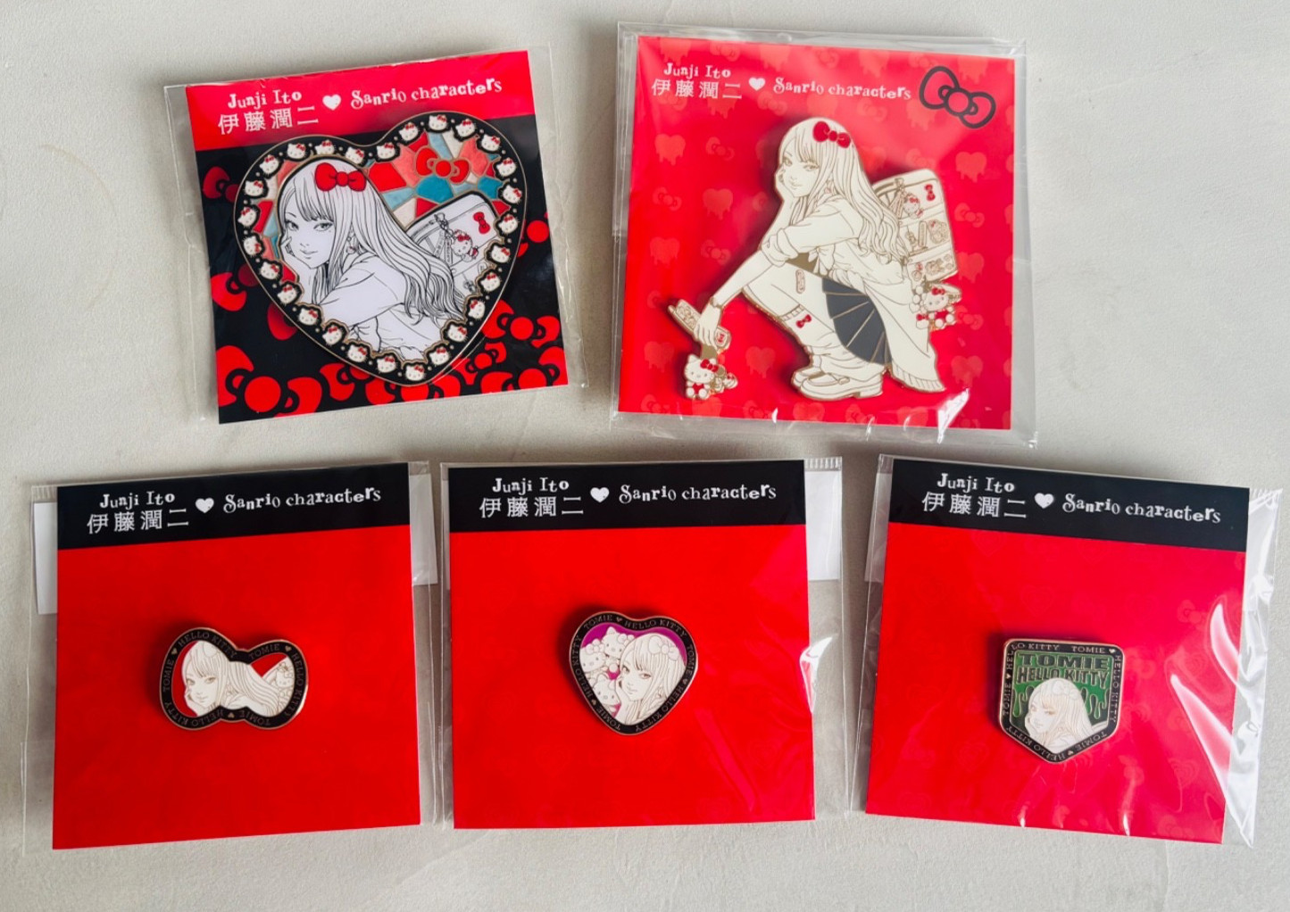 Junji Ito x Sanrio Tomie Hello Kitty Pin Badge 5pcs Complete Set Japan Junji Ito x Sanrio Tomie Hello Kitty Pin Badge 5pcs Complete Set Japan