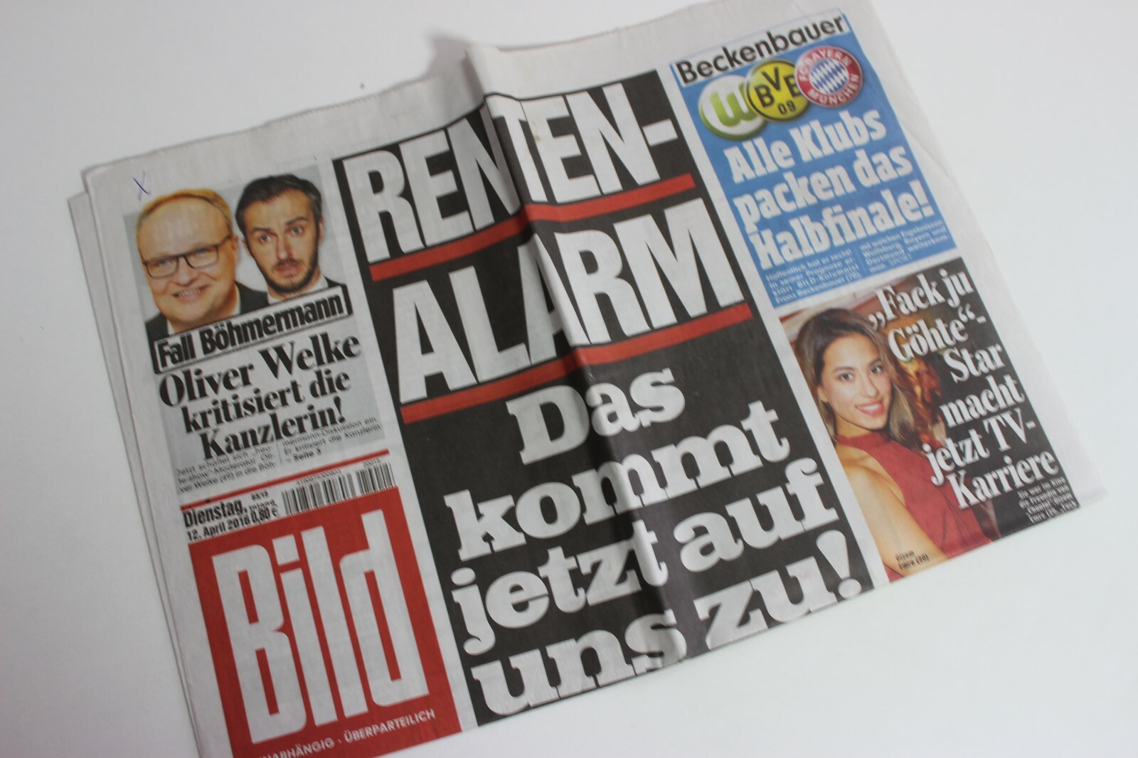 BILDzeitung 12/04/2016 April 12/4/2016 Special Occasion Gift