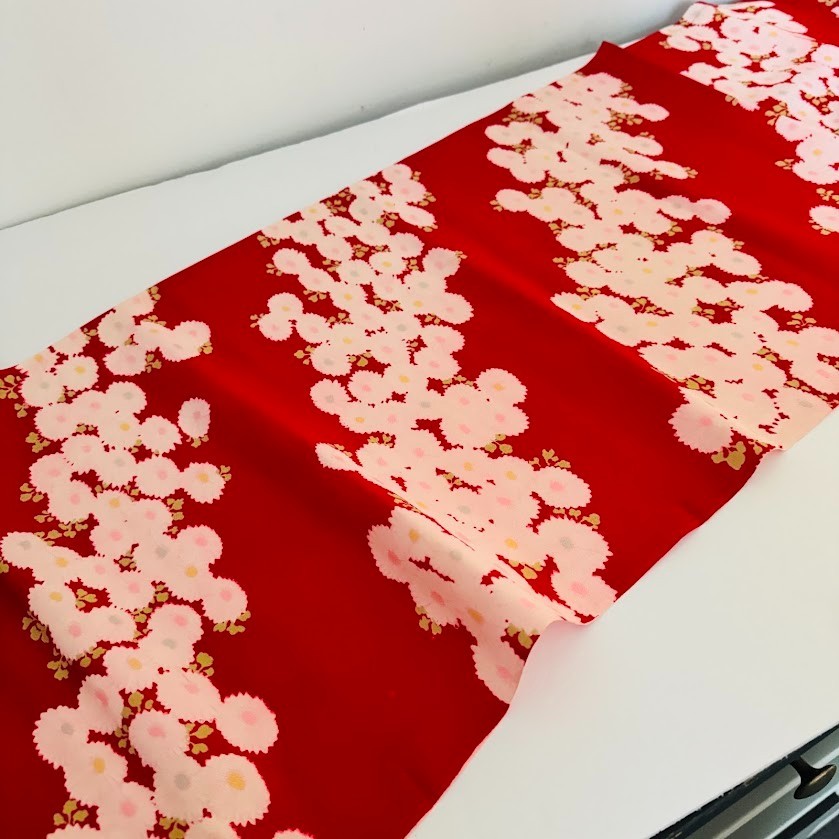 Red Cascade #B 13x58 1960s Vintage Japanese Nagajuban Kimono Silk Fabric RX65