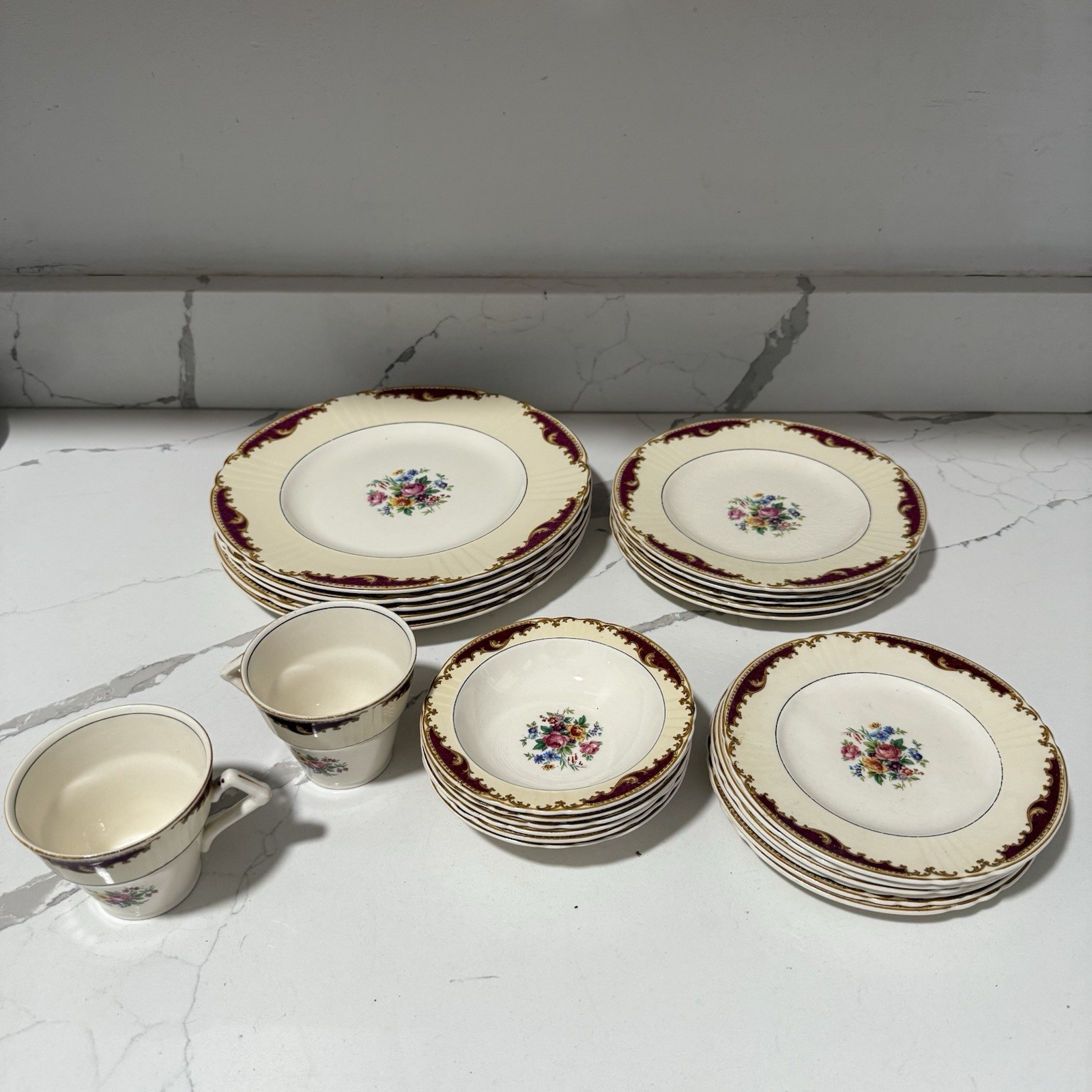 Antique Myott Staffordshire Dorothy Dinner Set of 24 1930s Antique Myott Staffordshire Dorothy Dinner Set of 24 1930s