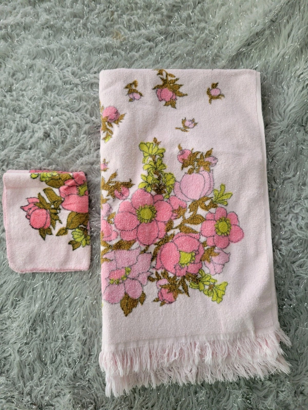 Vtg Cannon Royal Family Bath Towel Wash Cloth Mod Flower Power Pink Green MCM Vtg Cannon Royal Family Bath Towel Wash Cloth Mod Flower Power Pink Green MCM