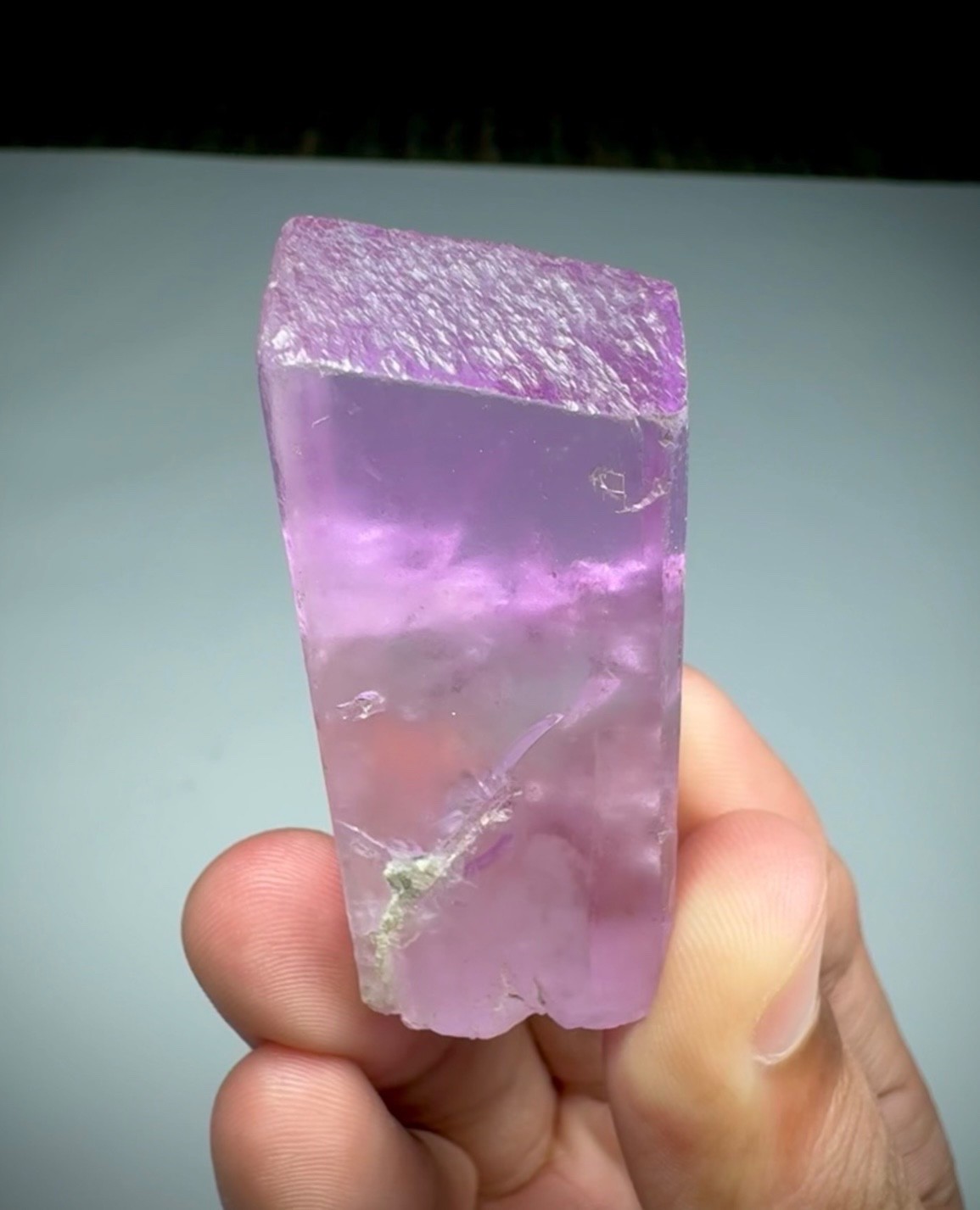 Natural Pink Colour Kunzite Crystal From Afghanistan