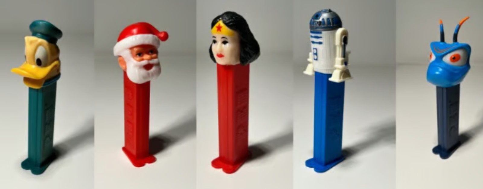 PEZ Dispensers - Lot of 5 - Vintage 1990s