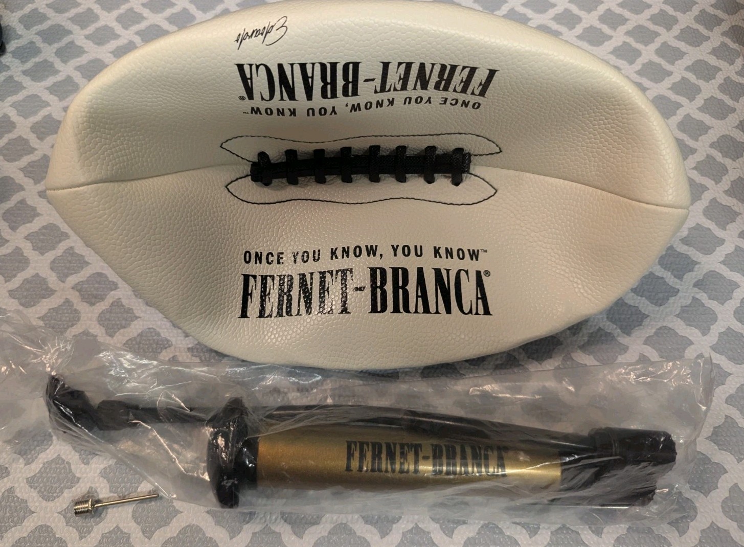 FERNET BRANCA FOOTBALL W/ PUMP + NEEDLE NEW ITALIAN AMARO FERNET BRANCA FOOTBALL W/ PUMP + NEEDLE NEW ITALIAN AMARO