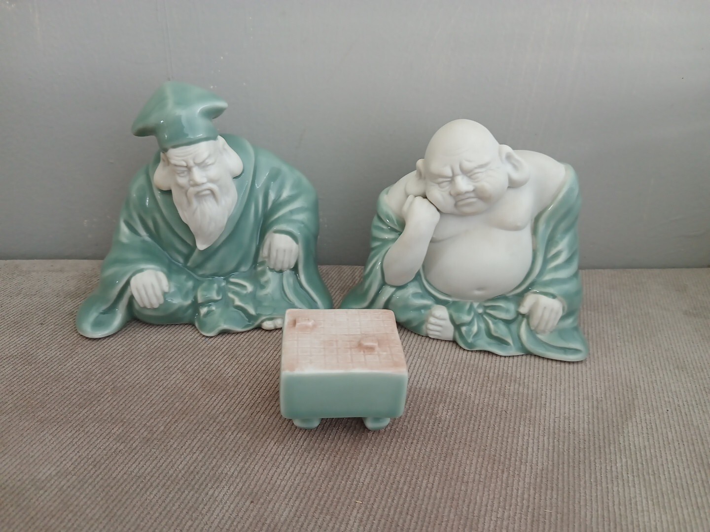 Vtg Shafford Japanese  Great Masters Buddha vs Confucius Strategizing Figurine 
