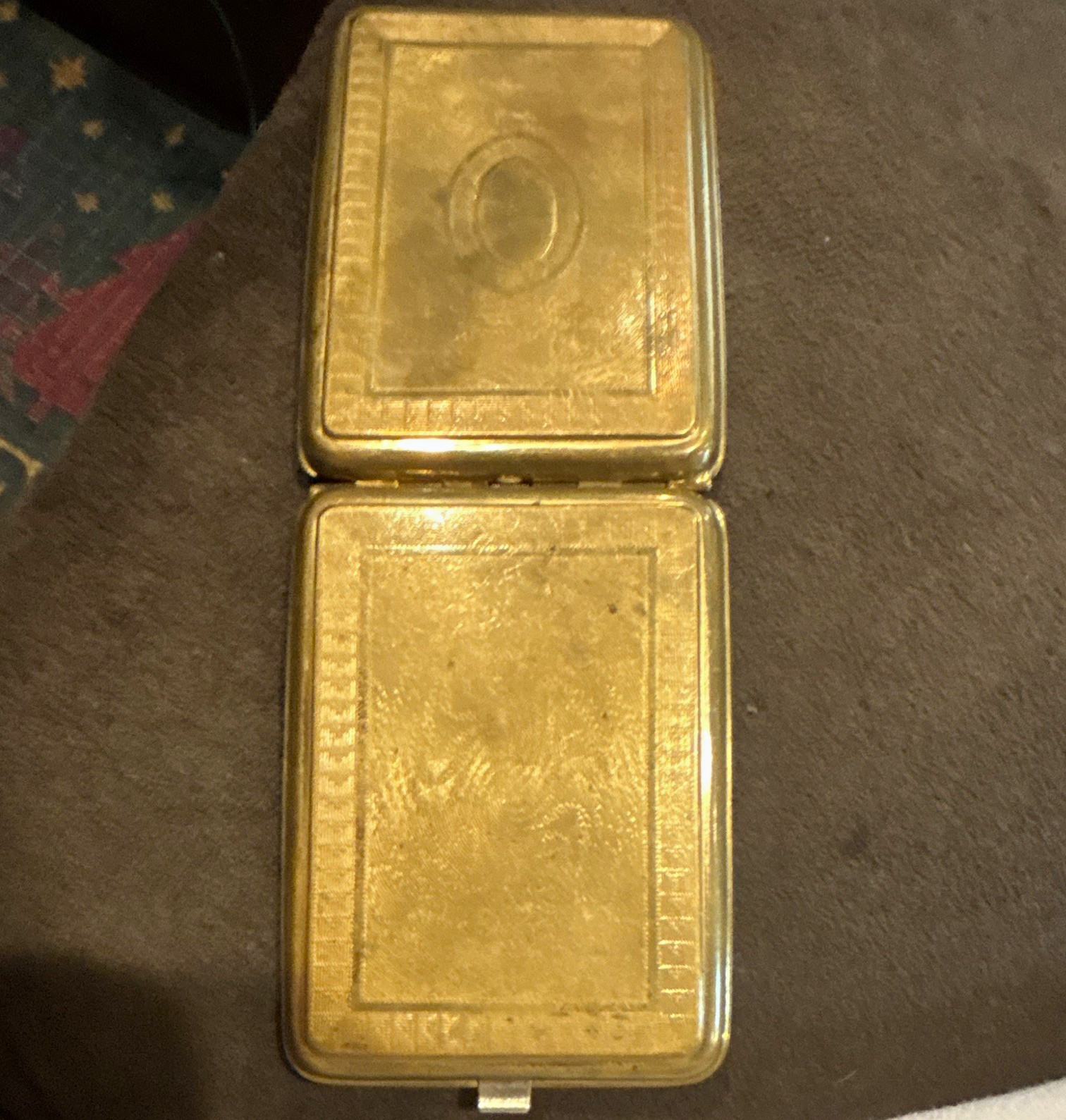 Vintage Gold Tone Vanity Powder Compact w/ Mirror \