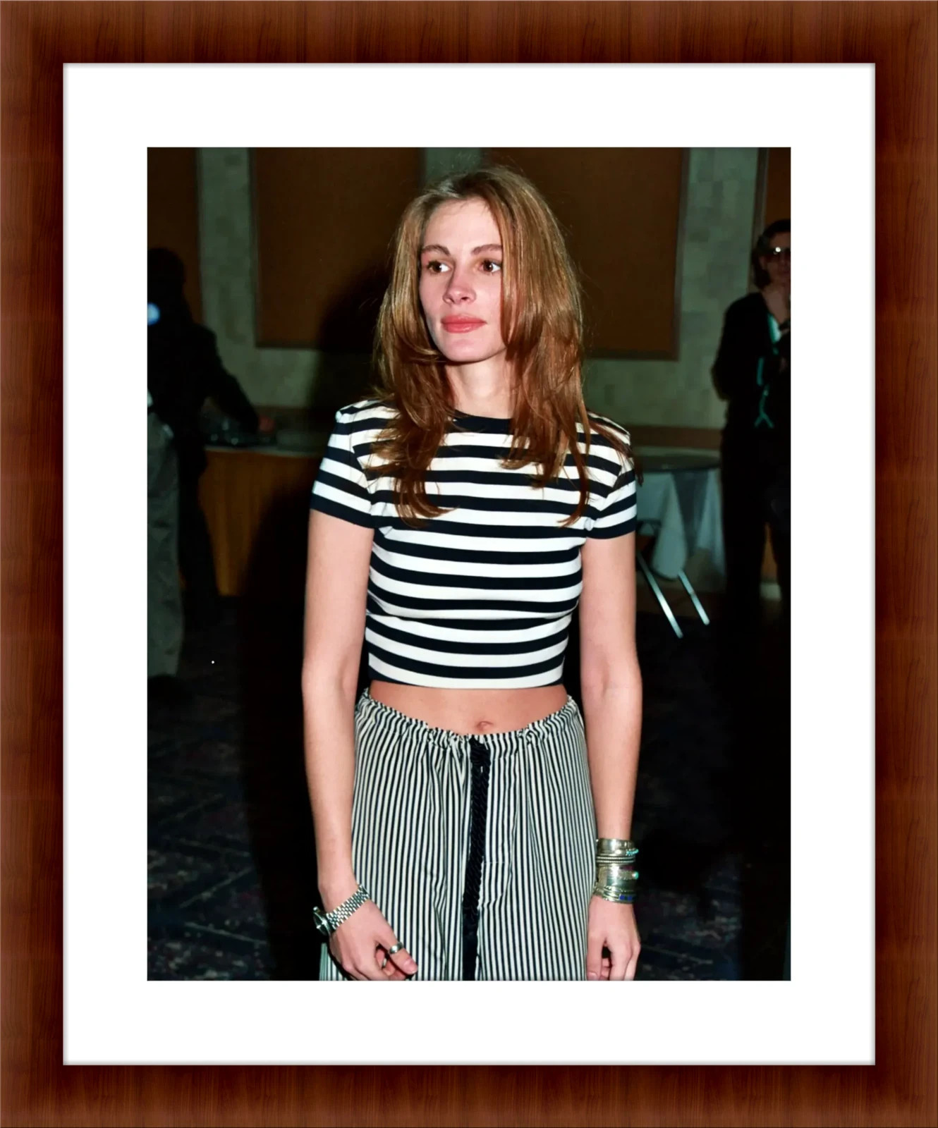 Julia Roberts 8.5 x 11 Color Unframed Collectable Photograph